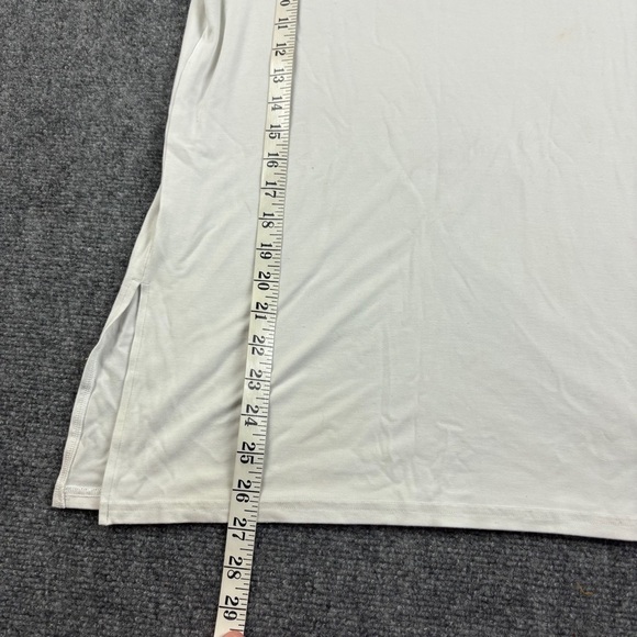 SPANX Women’s White Perfect Length top Short Sleeve shirt size: Medium - Picture 7 of 9